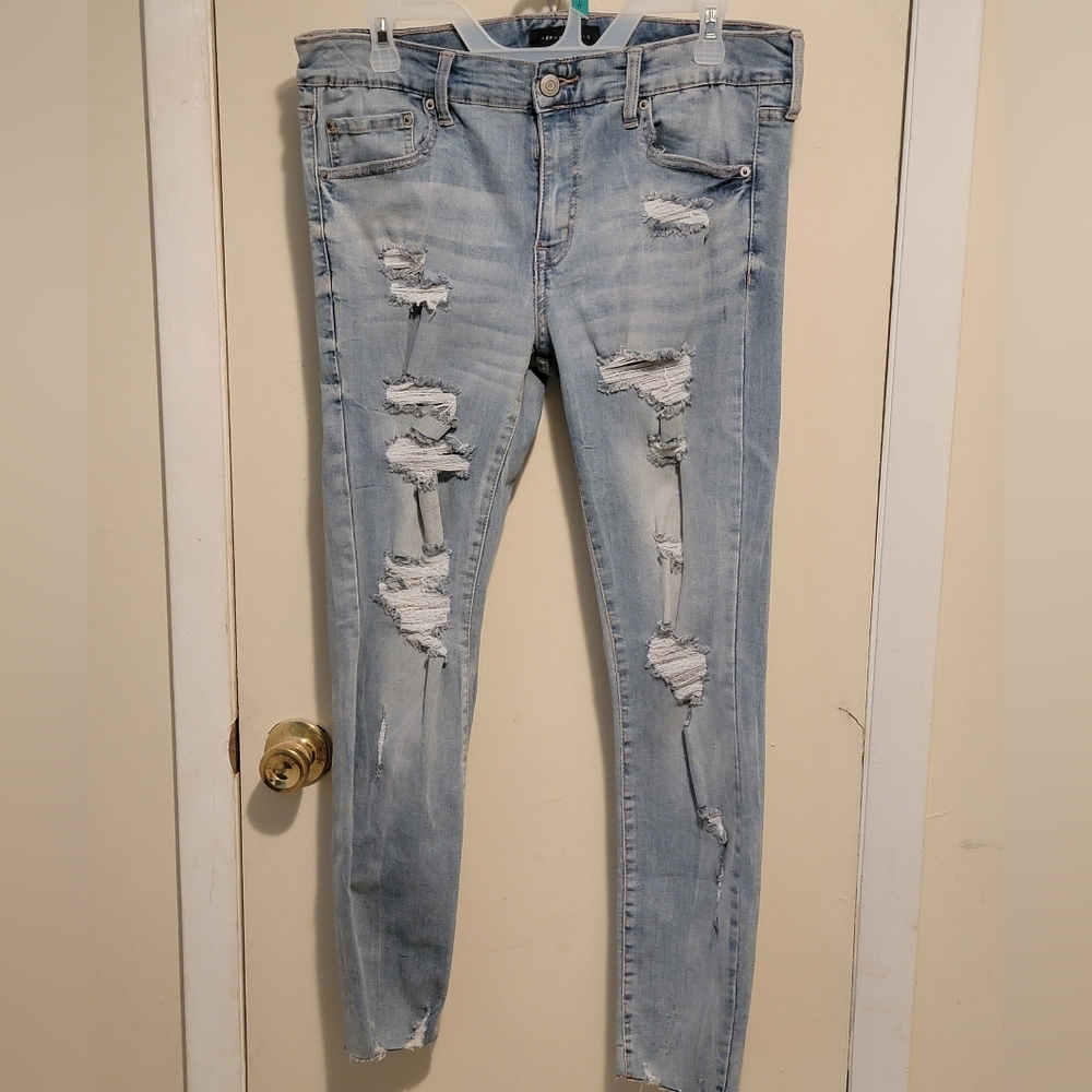 Distressed Denim Jeggings